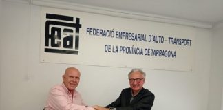 El president de la FEAT, Joaquim Riudeubas, amb el president d’ImpulsCatSud, l’empresari Miquel Maria Aragonès. CEDIDA